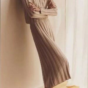 Ann Taylor gold Pleated Midi Skirt & long sleeve top set (2 separate pieces)